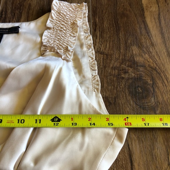 bcbgmaxazria Champagne sleeveless blouse size s BCBG - Picture 7 of 8
